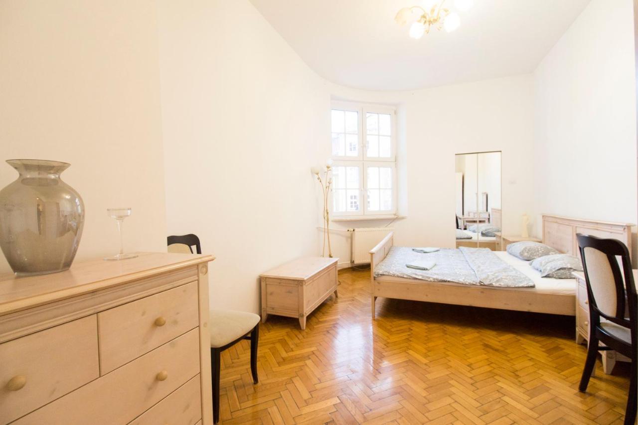 Happy Estate Apartments - Rynek Вроцлав Екстериор снимка