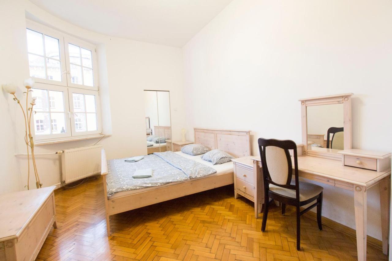 Happy Estate Apartments - Rynek Вроцлав Екстериор снимка